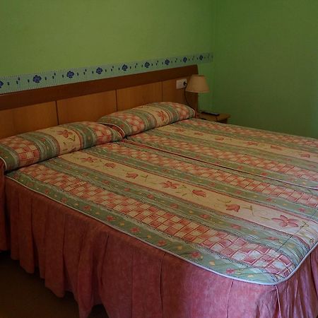 Hostal Camino Real Кальсадилья-де-ла-Куэса Экстерьер фото