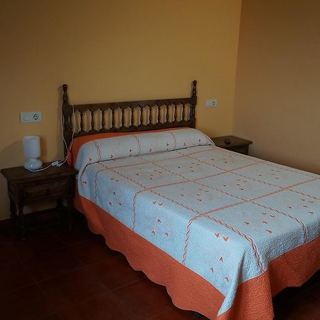 Hostal Camino Real Кальсадилья-де-ла-Куэса Экстерьер фото