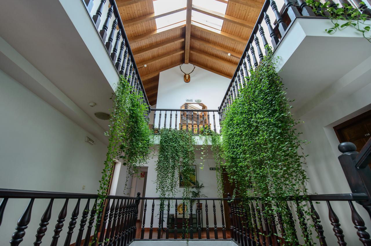 Hostal Camino Real Кальсадилья-де-ла-Куэса Экстерьер фото