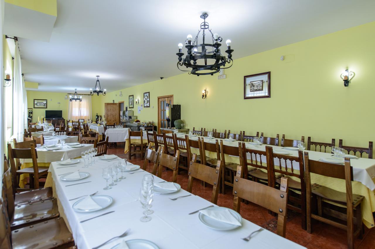 Hostal Camino Real Кальсадилья-де-ла-Куэса Экстерьер фото