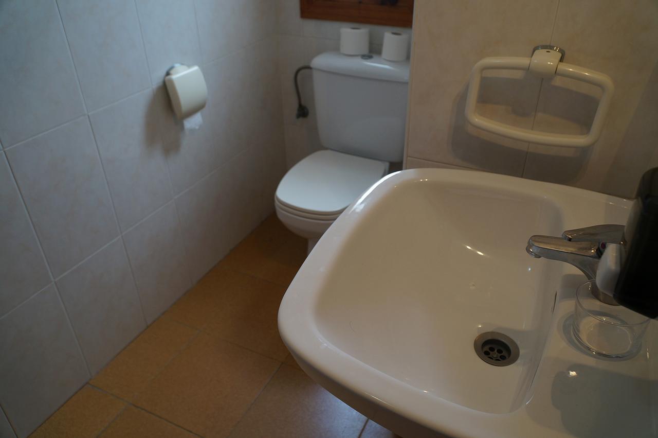 Hostal Camino Real Кальсадилья-де-ла-Куэса Экстерьер фото
