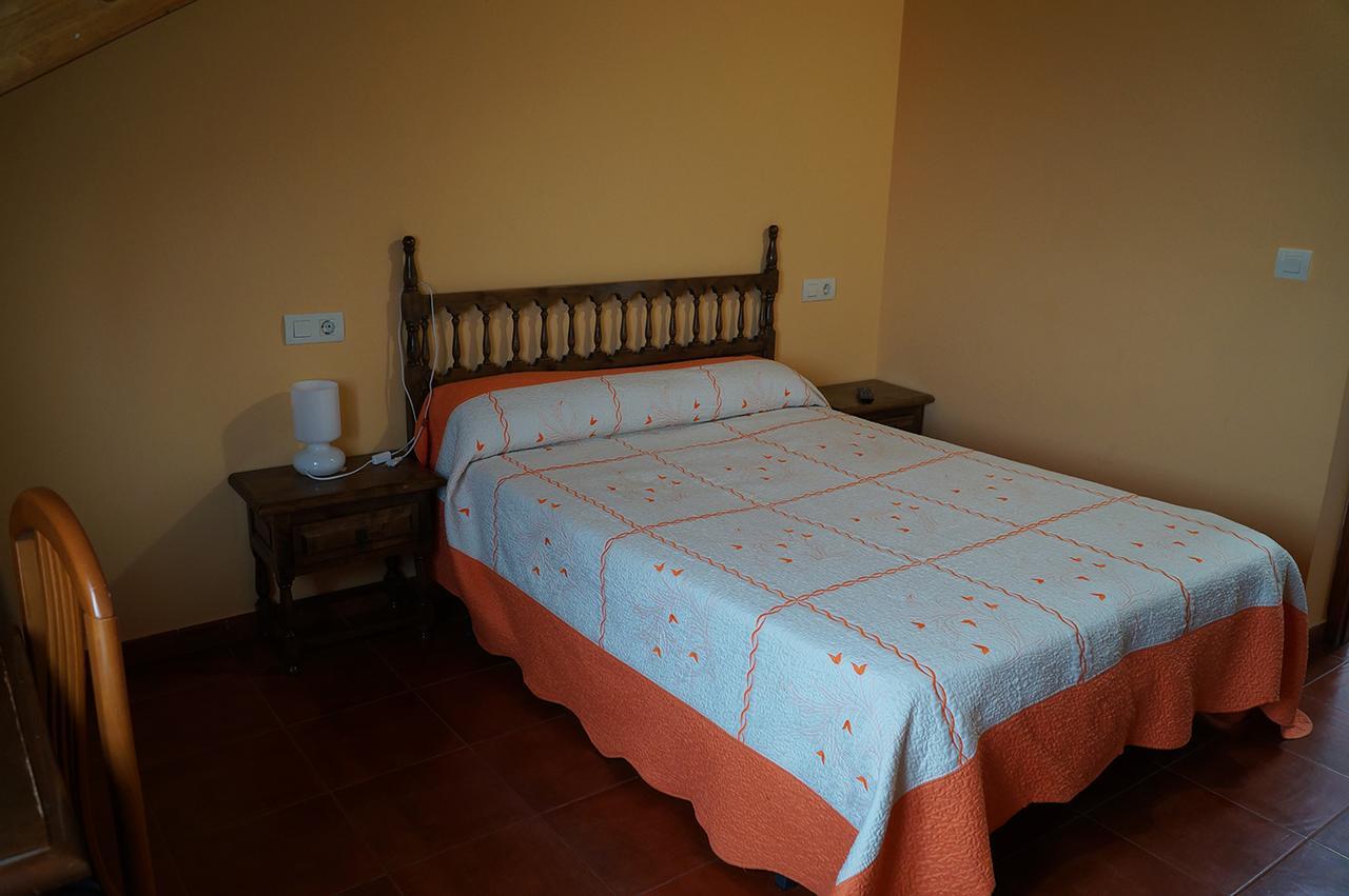 Hostal Camino Real Кальсадилья-де-ла-Куэса Экстерьер фото