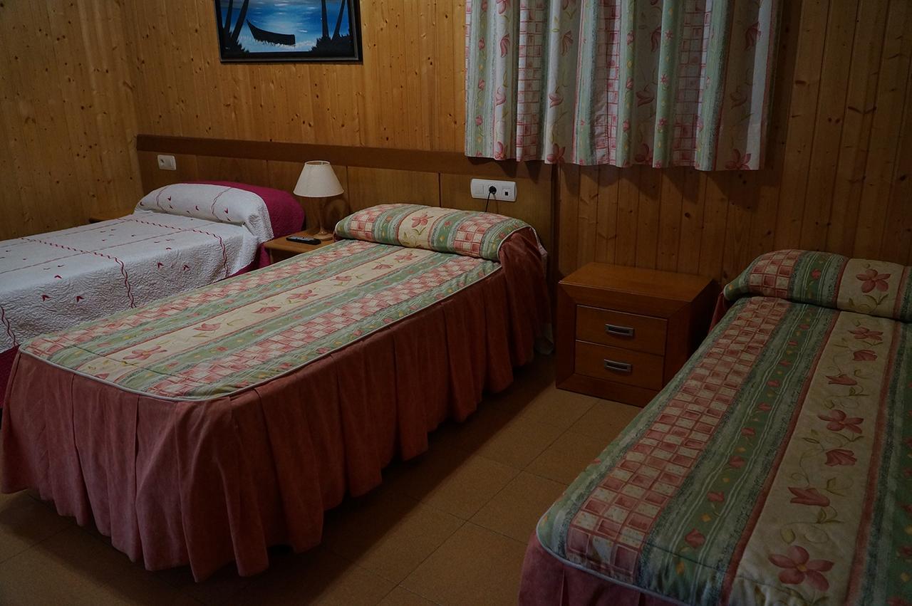 Hostal Camino Real Кальсадилья-де-ла-Куэса Экстерьер фото
